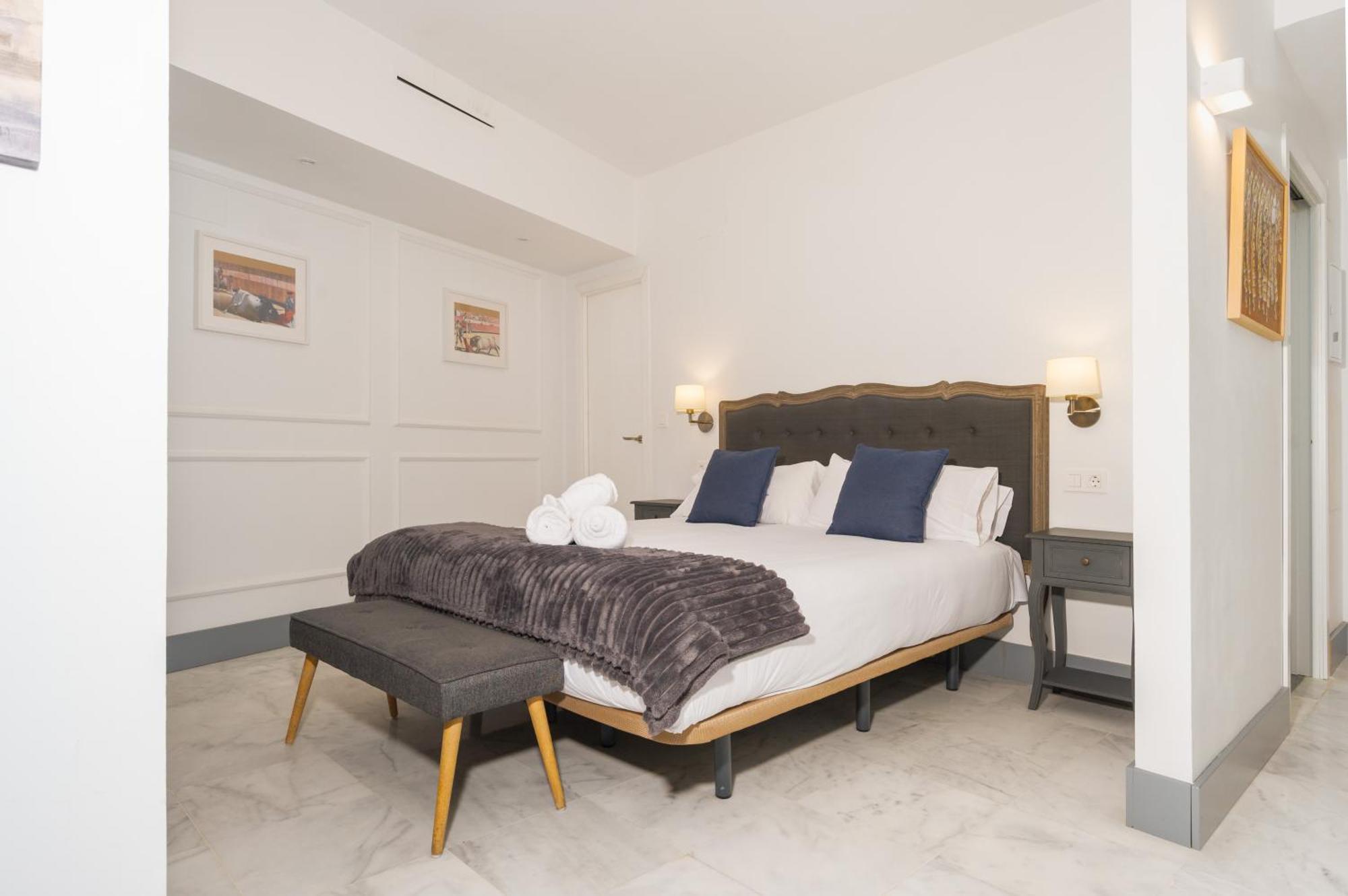 Panther Home Francos Sevilla Exterior foto